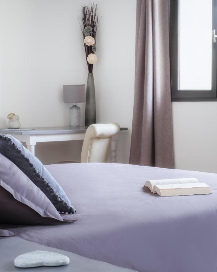 L'Ostal - Bed & Breakfast - Chambres Et Suites De 25 A 40M2 - Spa Saint-Hilaire-d'Ozilhan ภายนอก รูปภาพ