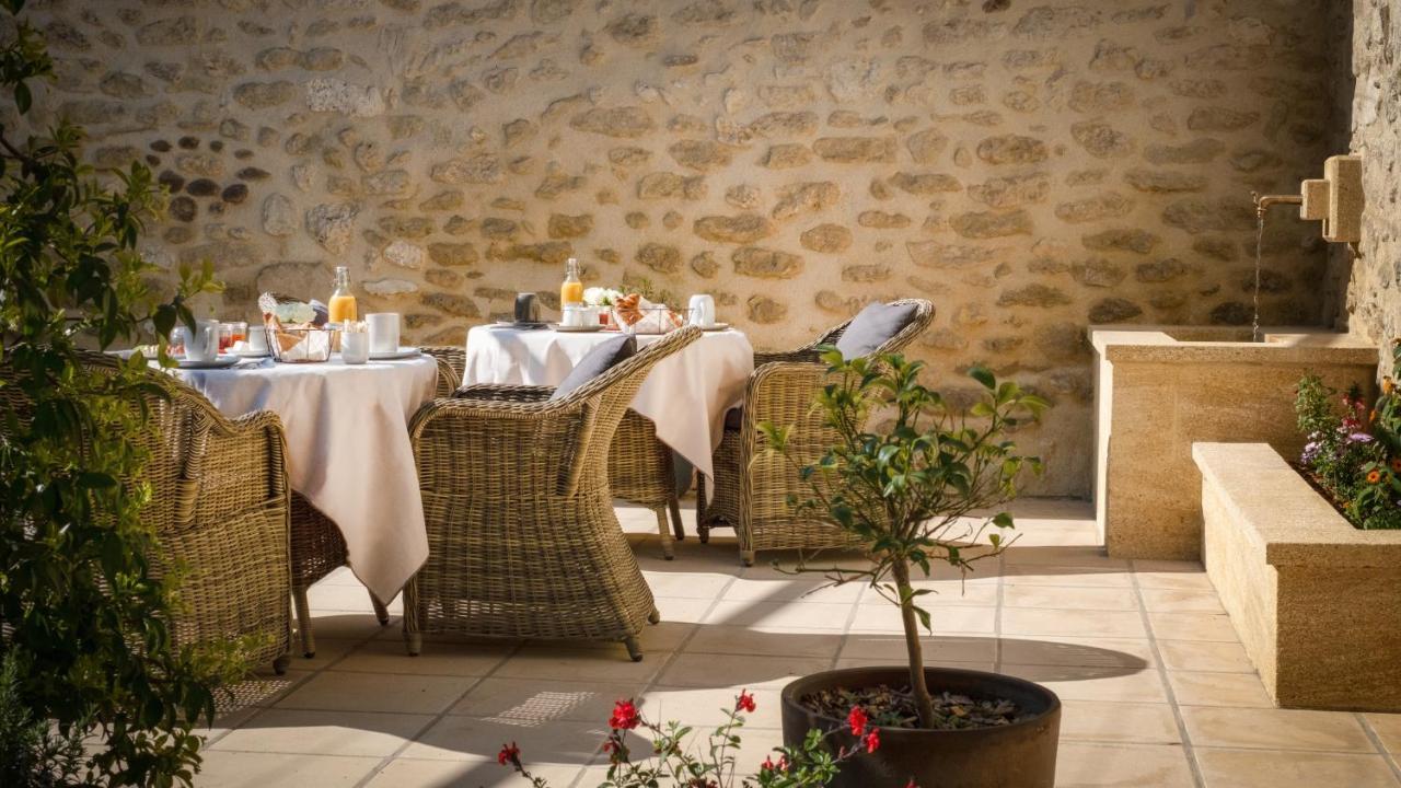 L'Ostal - Bed & Breakfast - Chambres Et Suites De 25 A 40M2 - Spa Saint-Hilaire-d'Ozilhan ภายนอก รูปภาพ