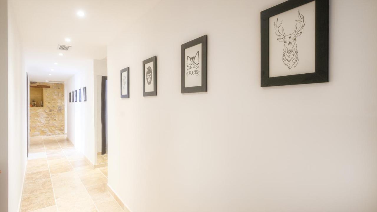 L'Ostal - Bed & Breakfast - Chambres Et Suites De 25 A 40M2 - Spa Saint-Hilaire-d'Ozilhan ภายนอก รูปภาพ